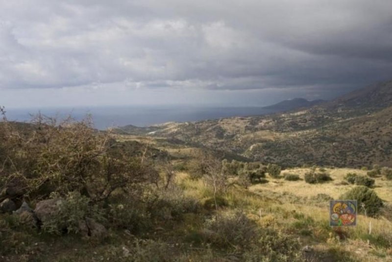 Sakturia Kreta, Baugrundstück in der Nähe von Sakaturia Südküste 9800 m² mit unverbaubarem Meerblick Grundstück kaufen